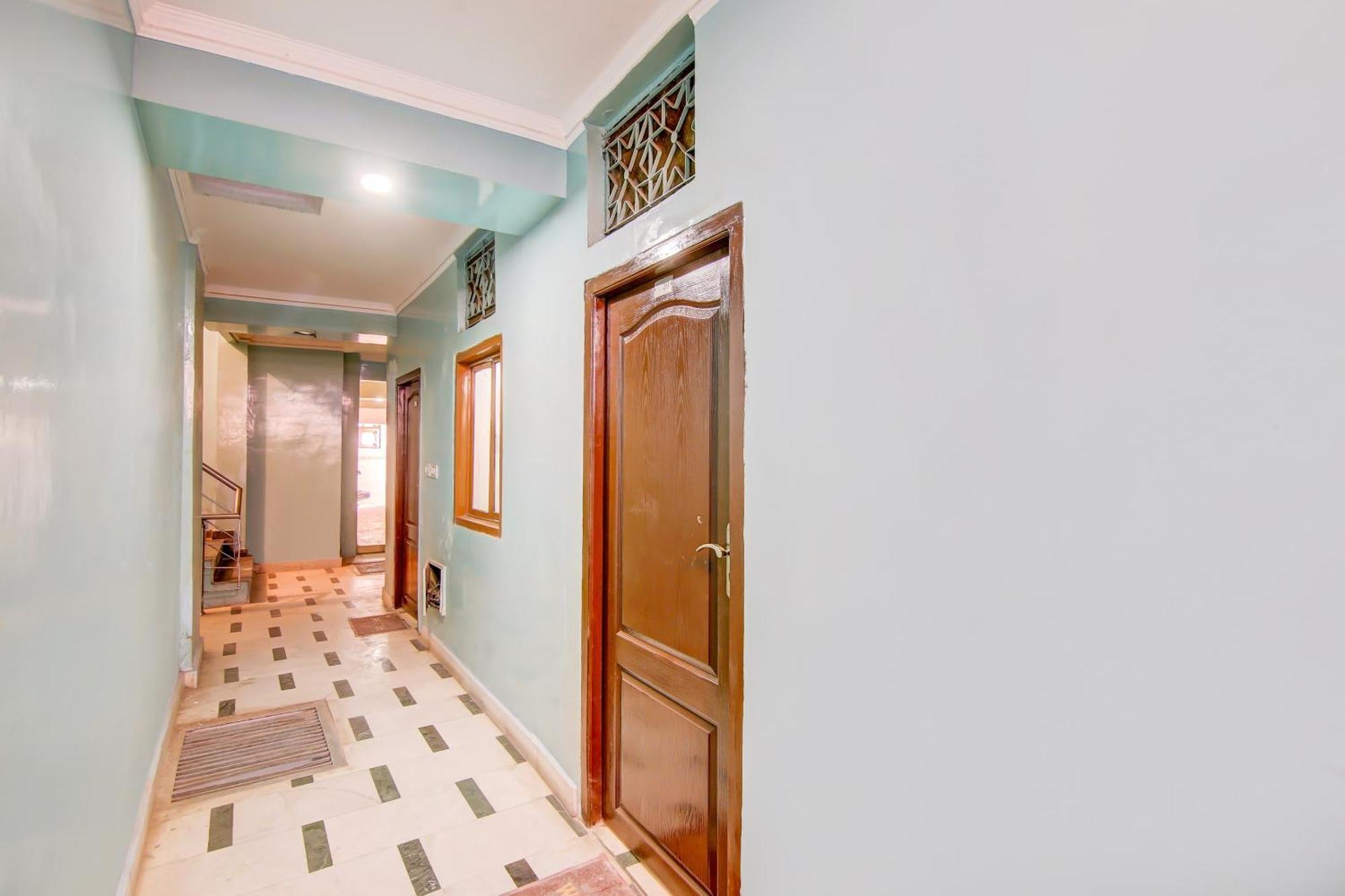 Hotel Neha Inn Yeni Delhi Dış mekan fotoğraf