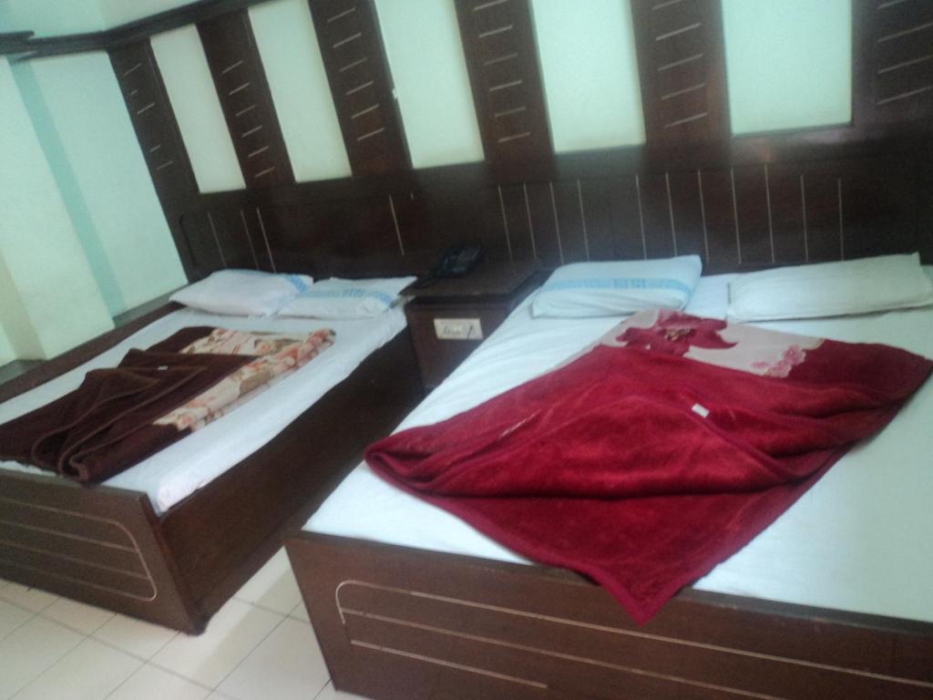Hotel Neha Inn Yeni Delhi Dış mekan fotoğraf