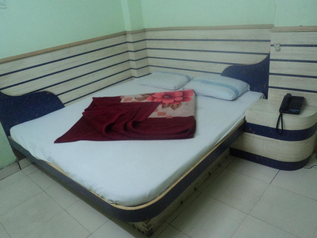 Hotel Neha Inn Yeni Delhi Dış mekan fotoğraf
